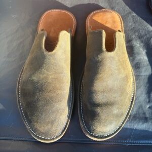 WP Standard Mr Grumpy Shoes Mens SZ MXL 12-13.5 Olive Leather Suede Slippers